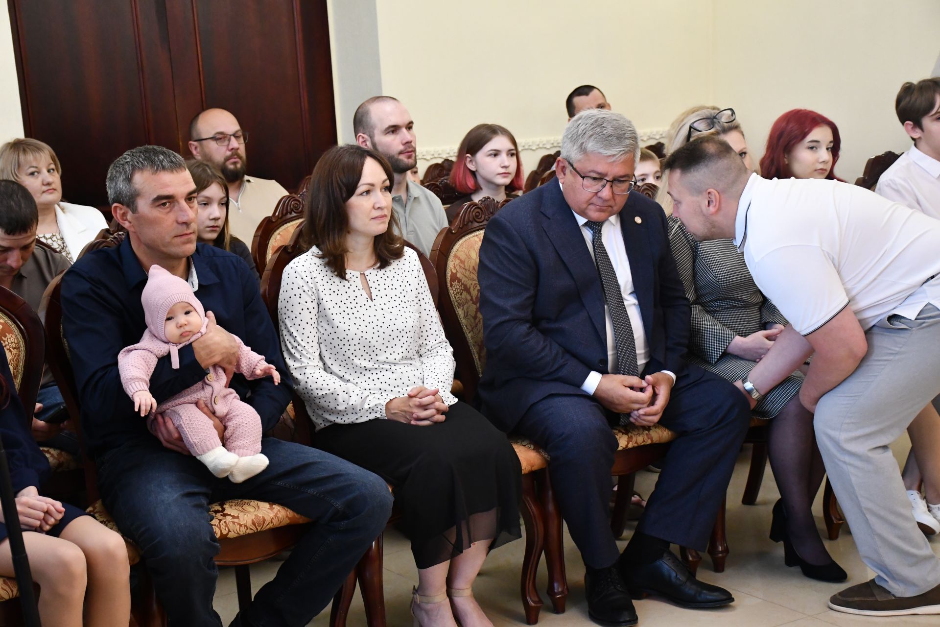 Яшел Үзәннең ЗАГС бүлегендә Халыкара балаларны яклау көненә багышланган чара узды