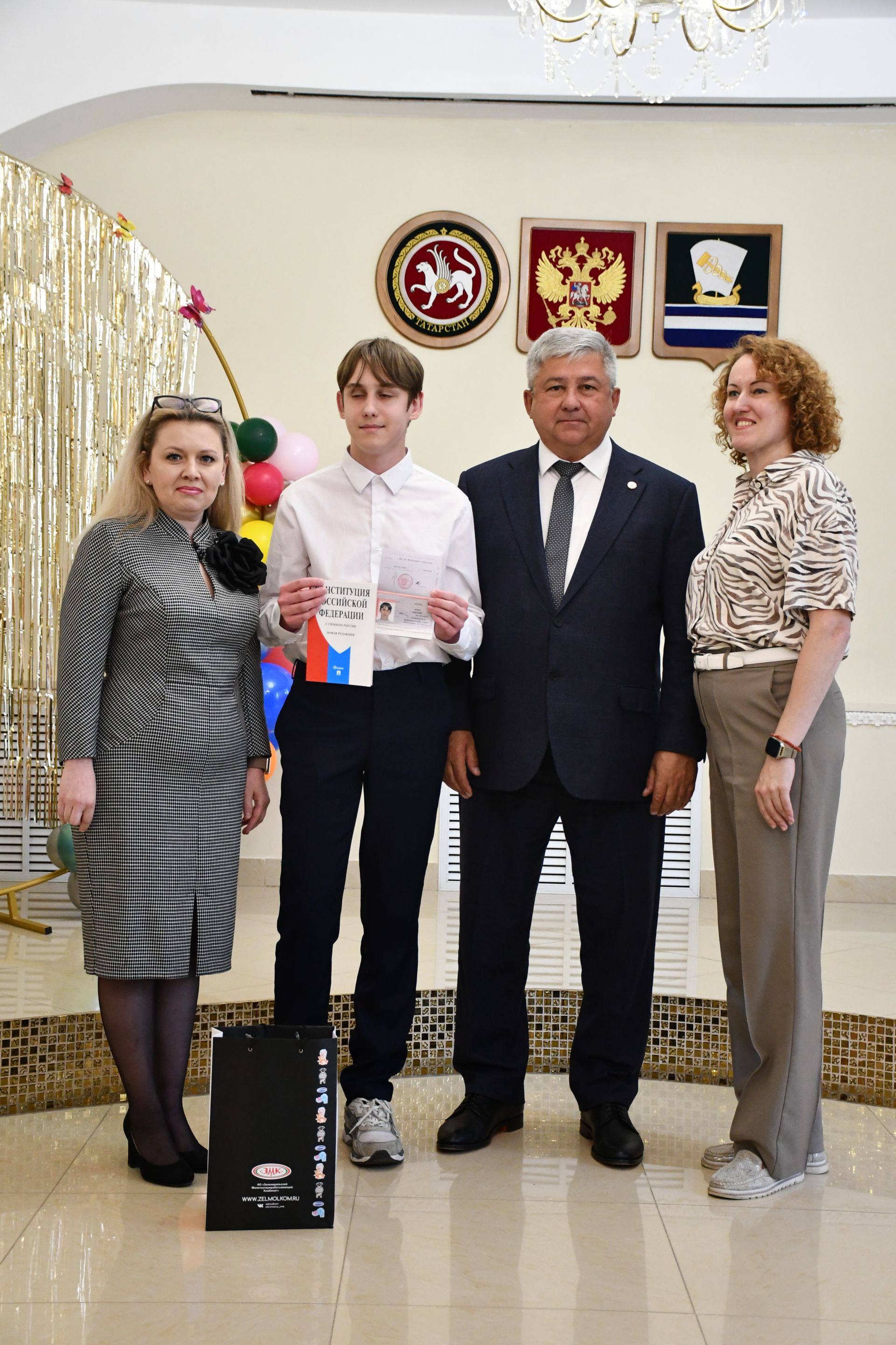 Яшел Үзәннең ЗАГС бүлегендә Халыкара балаларны яклау көненә багышланган чара узды