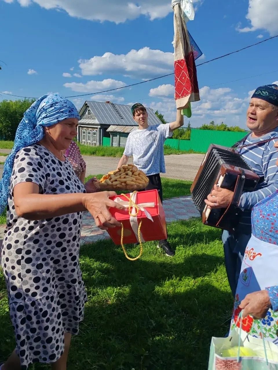 Олы Шырданда милли традиция: Сабантуйга бирнә җыю йоласы башланды