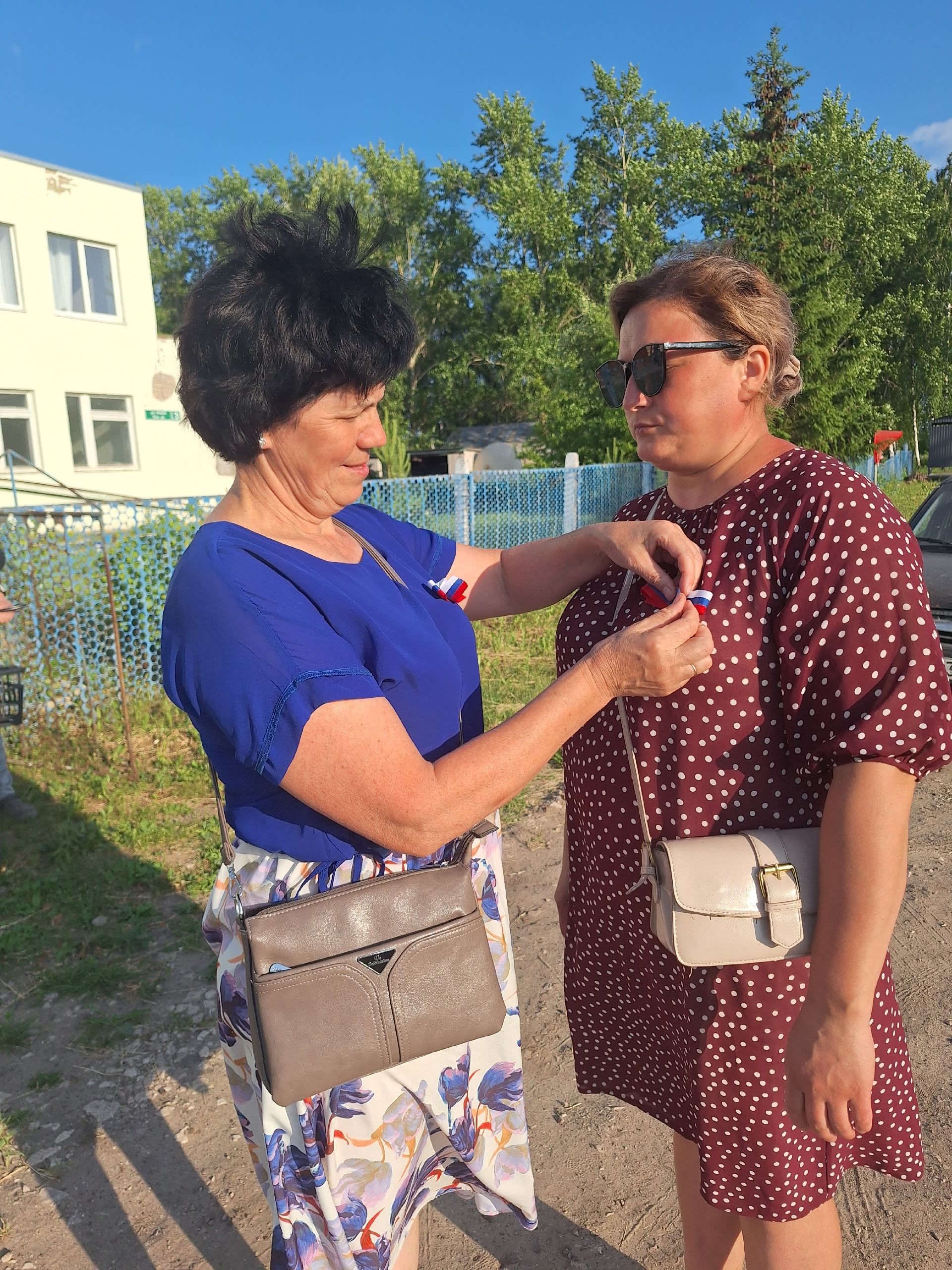 Мулла иле мәдәният йорты хезмәткәрләре «Россия триколоры» акциясендә катнашты