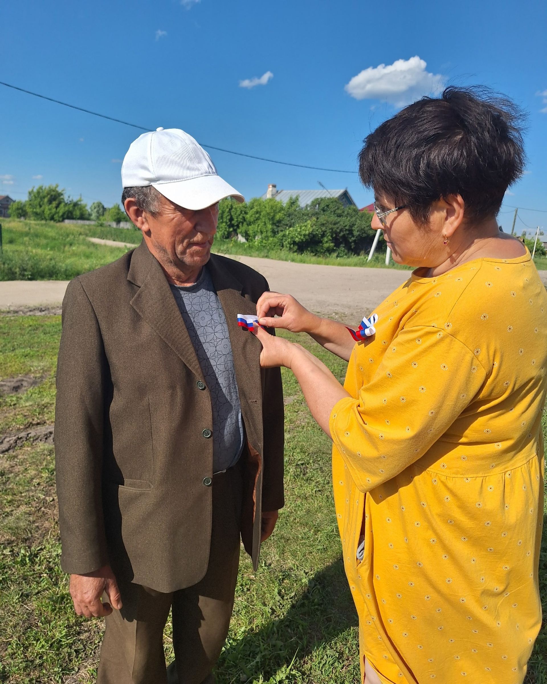 Мулла иле мәдәният йорты хезмәткәрләре «Россия триколоры» акциясендә катнашты