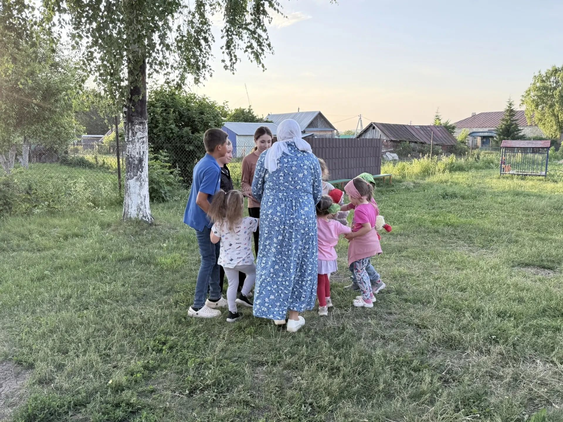 Күгәй авылында балалар өчен «Әй, уйныйбыз, уйныйбыз» күңел ачу программасын оештырдылар