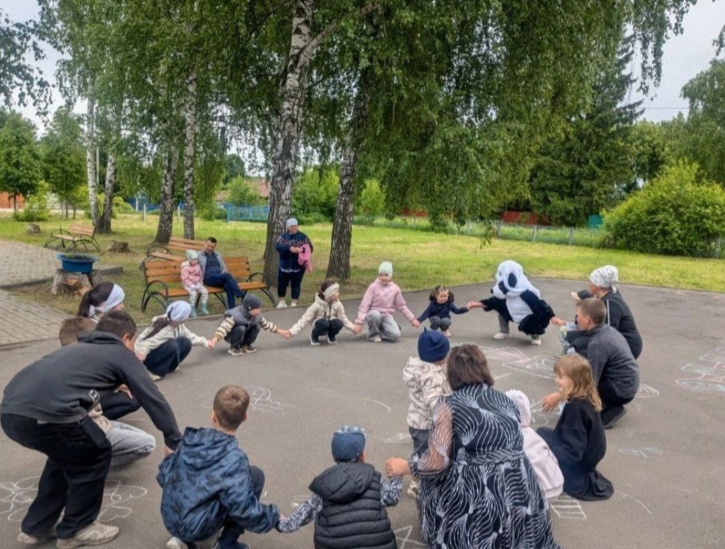 Түбән Урысбагада балачак бәйрәме үткәрделәр