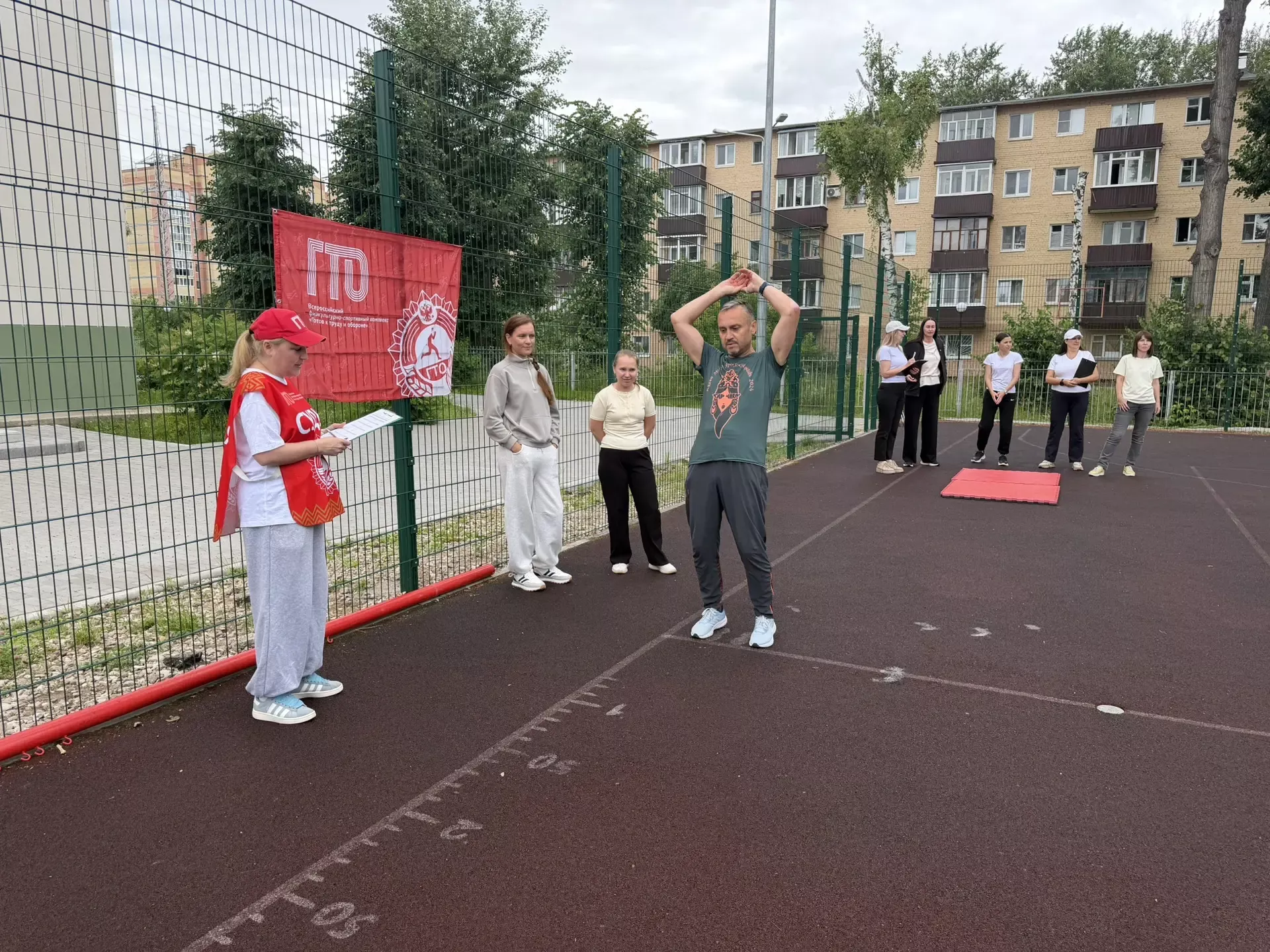 Энергия, хәрәкәт, традиция: «Татэнергосбыт» хезмәткәрләре ГТО нормативларын тапшырды