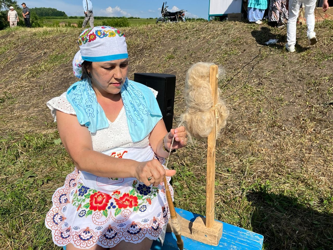 Күл буенда гөрләгән Авыл көне: Олы Ачасырда авыл көнен билгеләп үттеләр