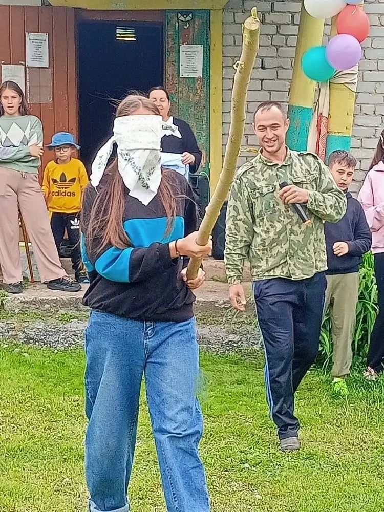 Олы Шырдан авылы мәдәният йортында «Балалар күңелле яшиләр» дигән балалар Сабантуе үтте