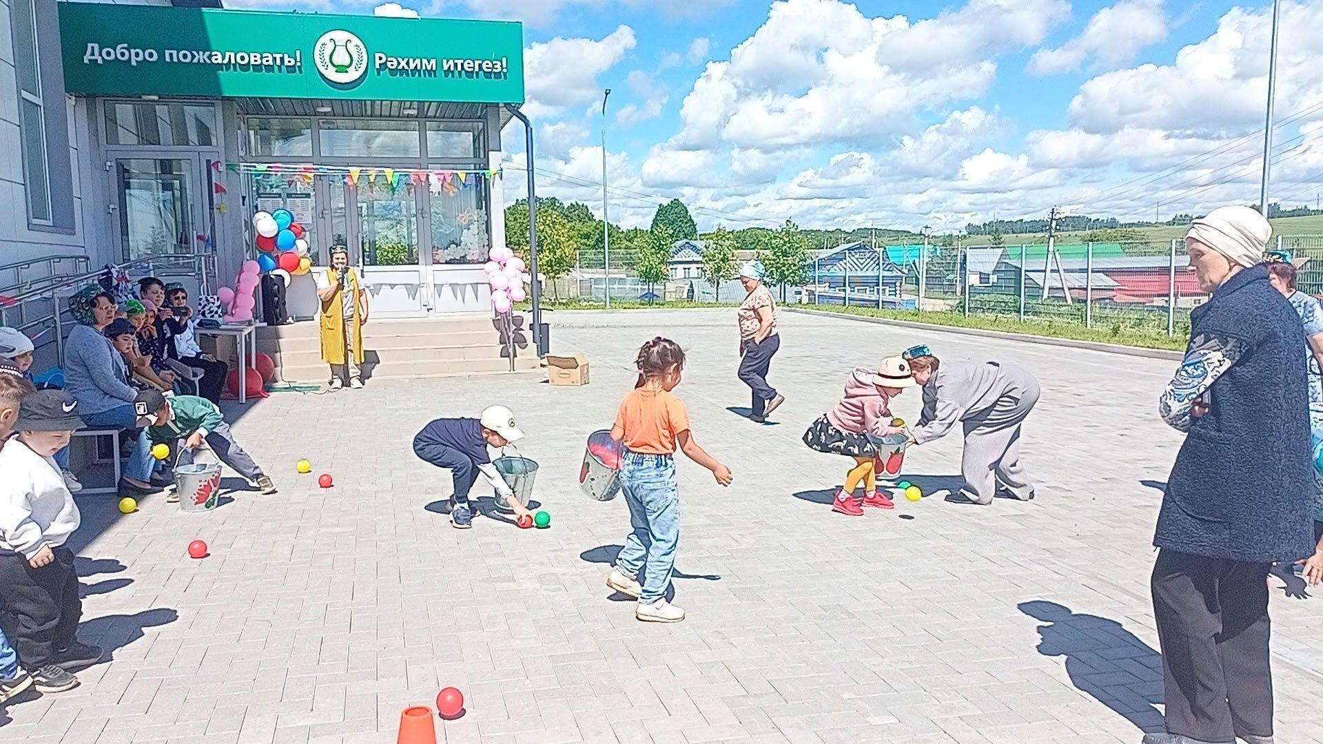 Олы Ачасыр мәдәният йортында Балаларны яклау көнендә матур бәйрәм булып узды