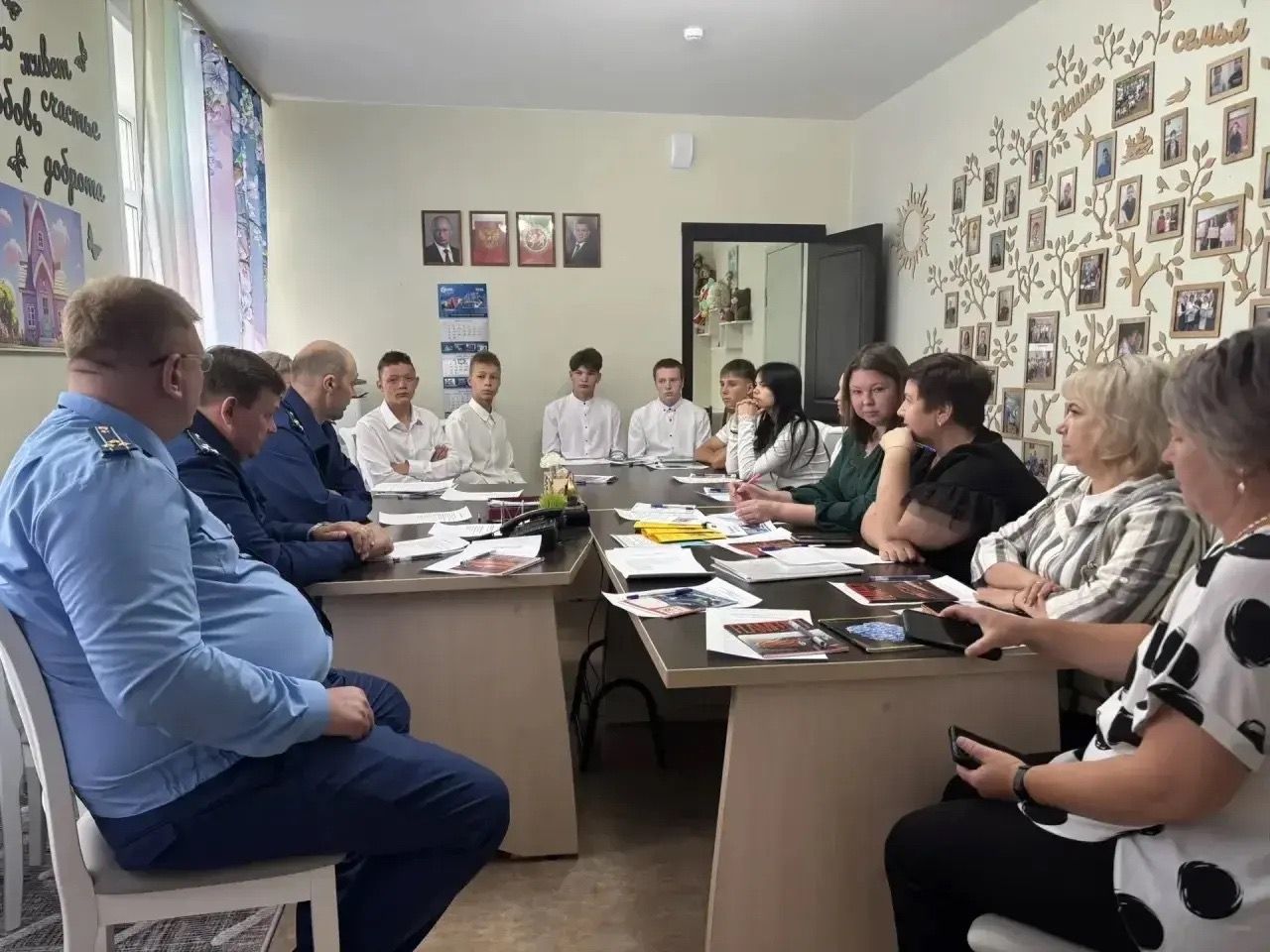 Норлат балалар йортында прокуратура вәкилләре һәм тәҗрибәле педагоглар белән очрашу узды