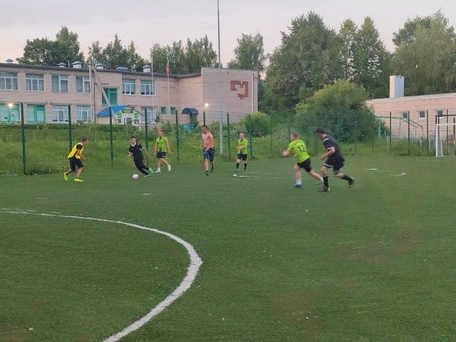 Бишнә һәм Олы Яке авылы яшьләре арасында дусларча футбол матчы узды
