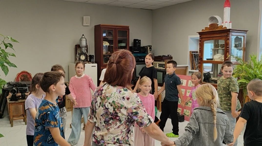 Бишнә мәдәният йортында Фольклор иленә сәяхәт кылдылар