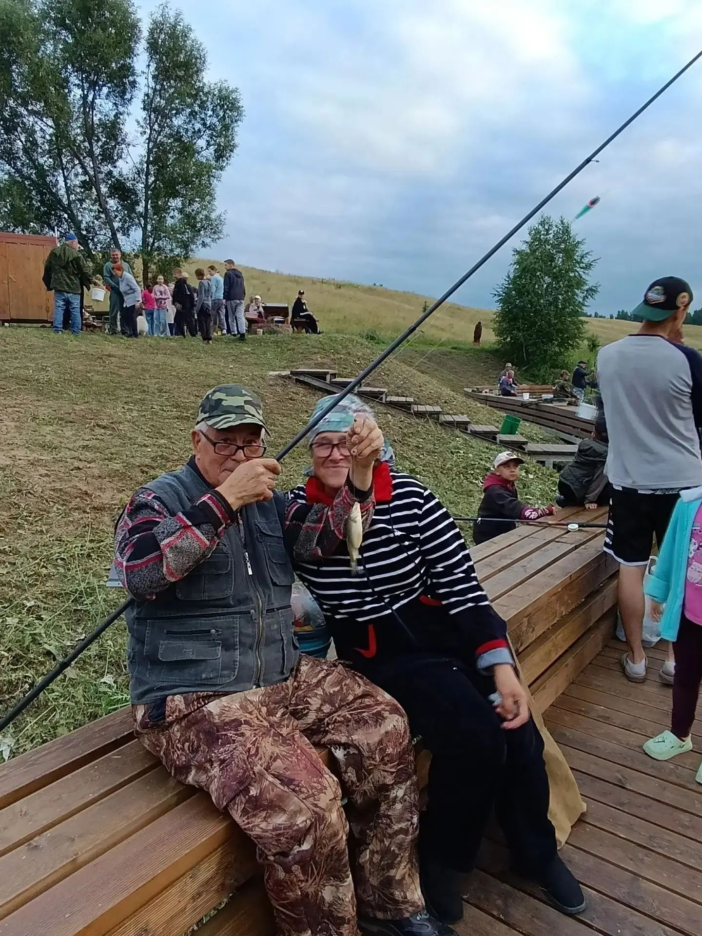 Олы һәм Кече Шырдан балыкчылары бүләк өчен ярышты