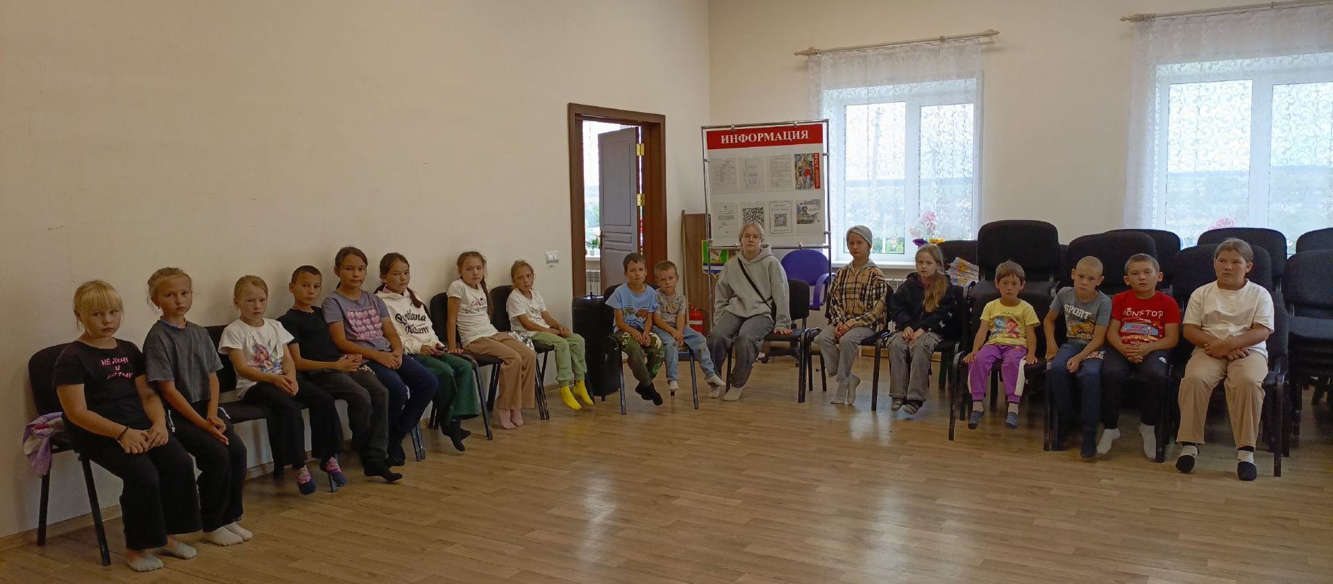 Бакырчы мәдәният йорты хезмәткәрләре балаларга юл йөрү кагыйдәләрен тагын бер кат искә төшерде