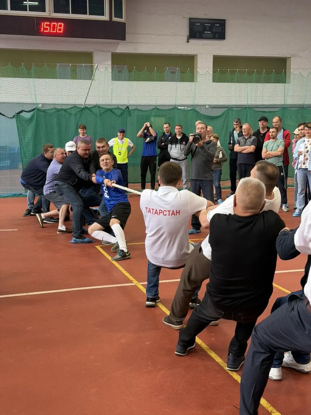 «МАЯК» спорт комплексында «ПОЗиС» хезмәткәрләре һәм аларның гаиләләре өчен зур спорт бәйрәме узды