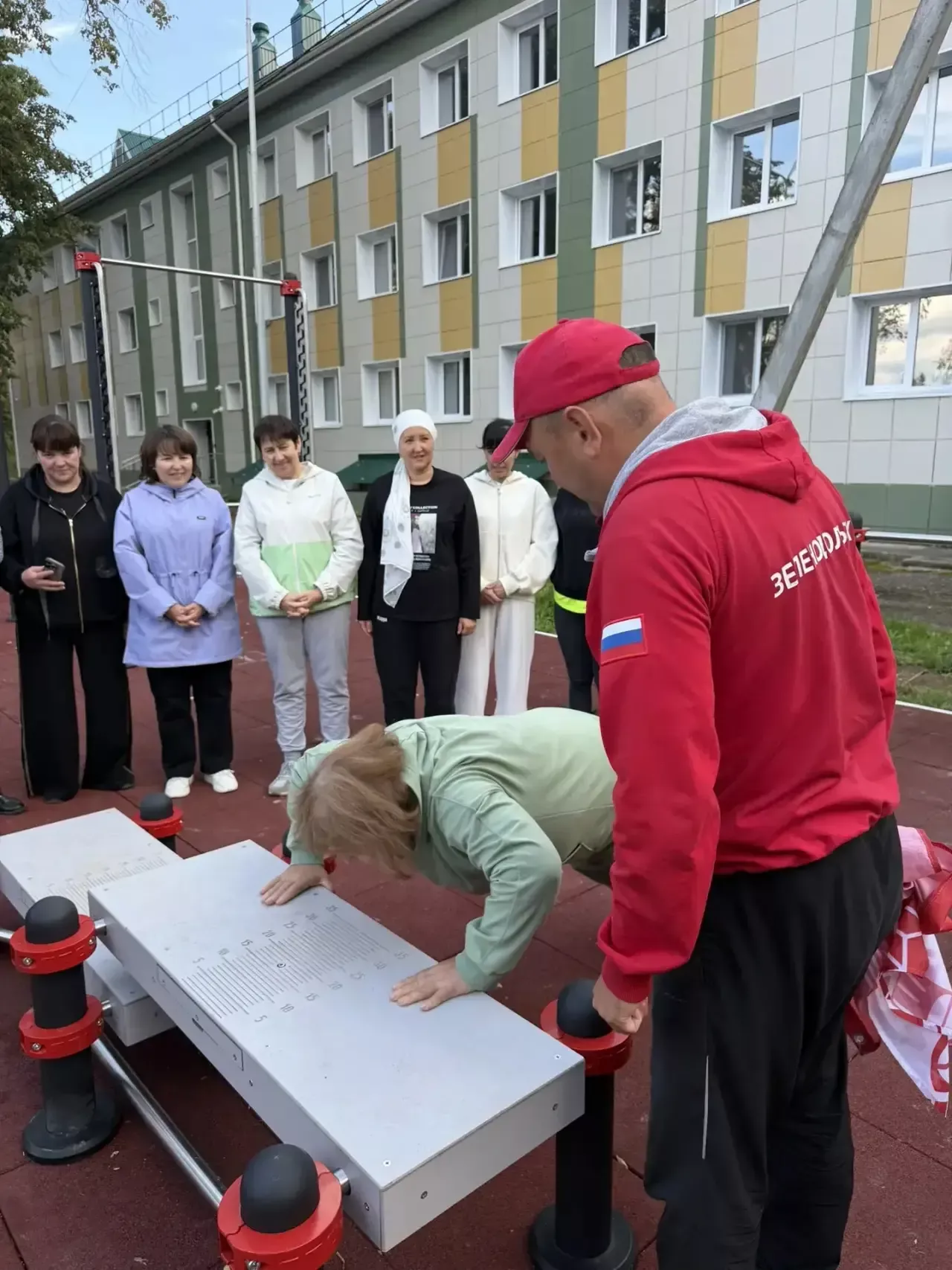 3нче поликлиника хезмәткәрләре ГТО нормативларын тапшырды