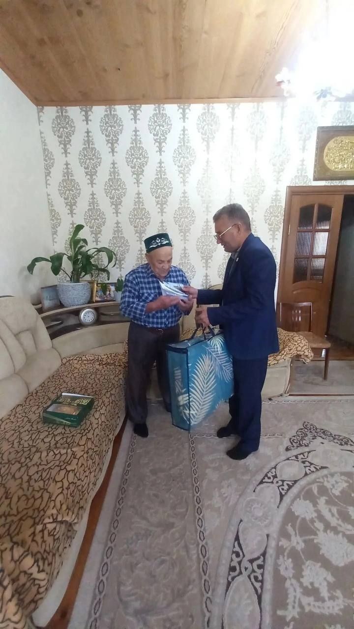 Озын гомерле әби-бабайларыбыз — авылның горурлыгы, яшь буын өчен сабырлык һәм ныклык үрнәге