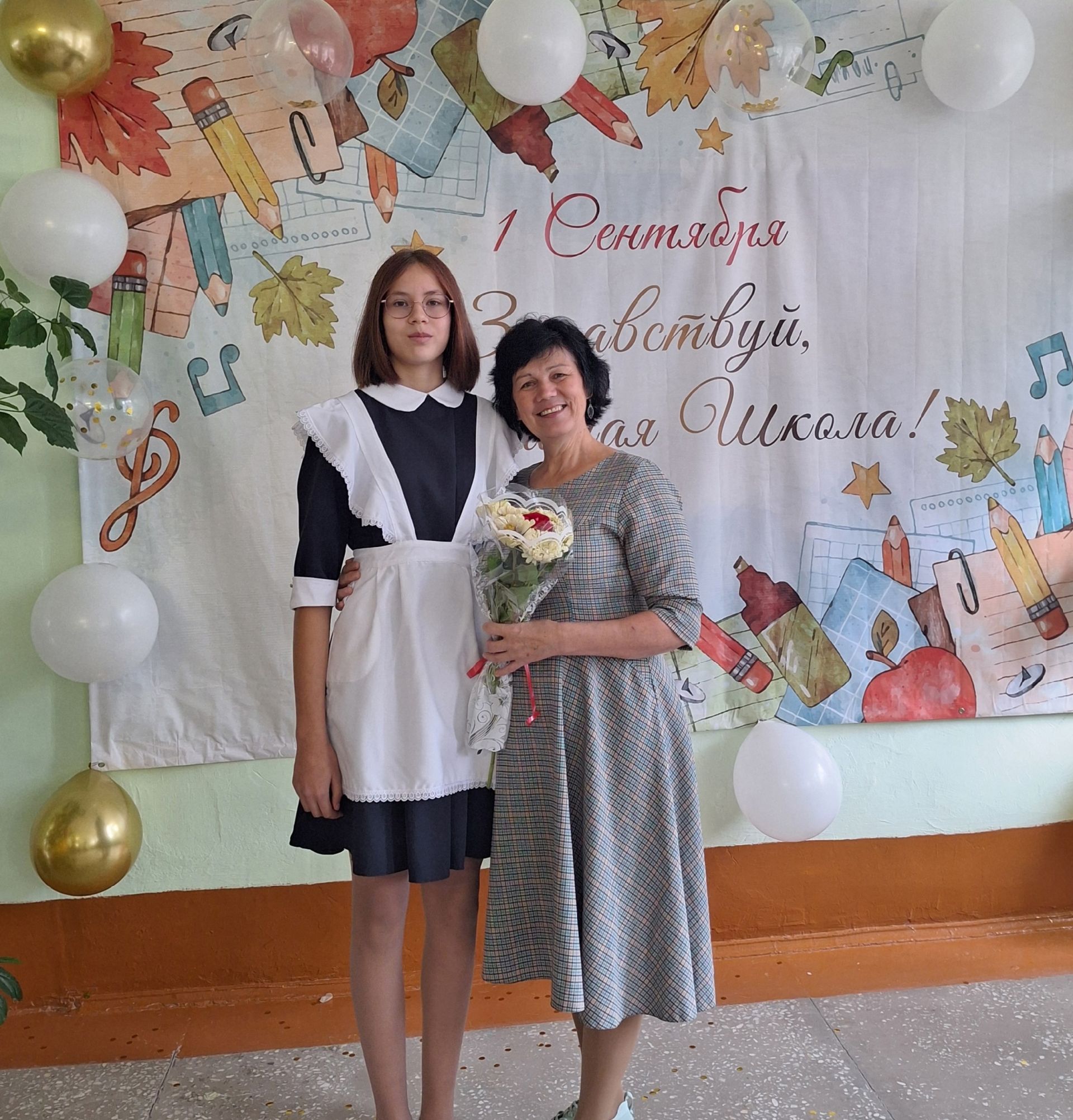 Мулла Иле мәктәбендә Белем көненә багышланган бәйрәм тантанасы узды