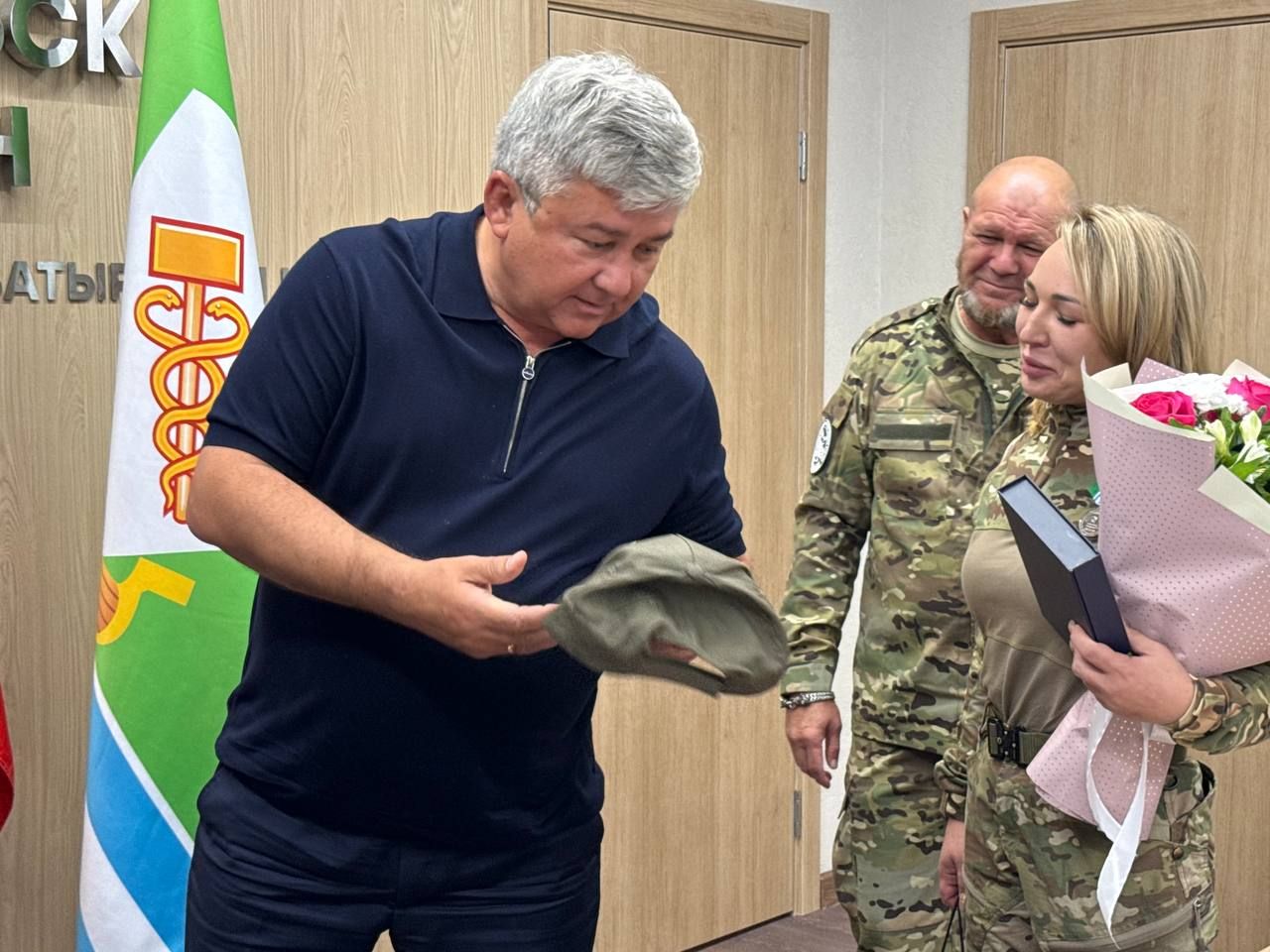 Михаил Афанасьев махсус хәрби операциядә катнашучы Еременко Вера Вениаминовна белән очрашты