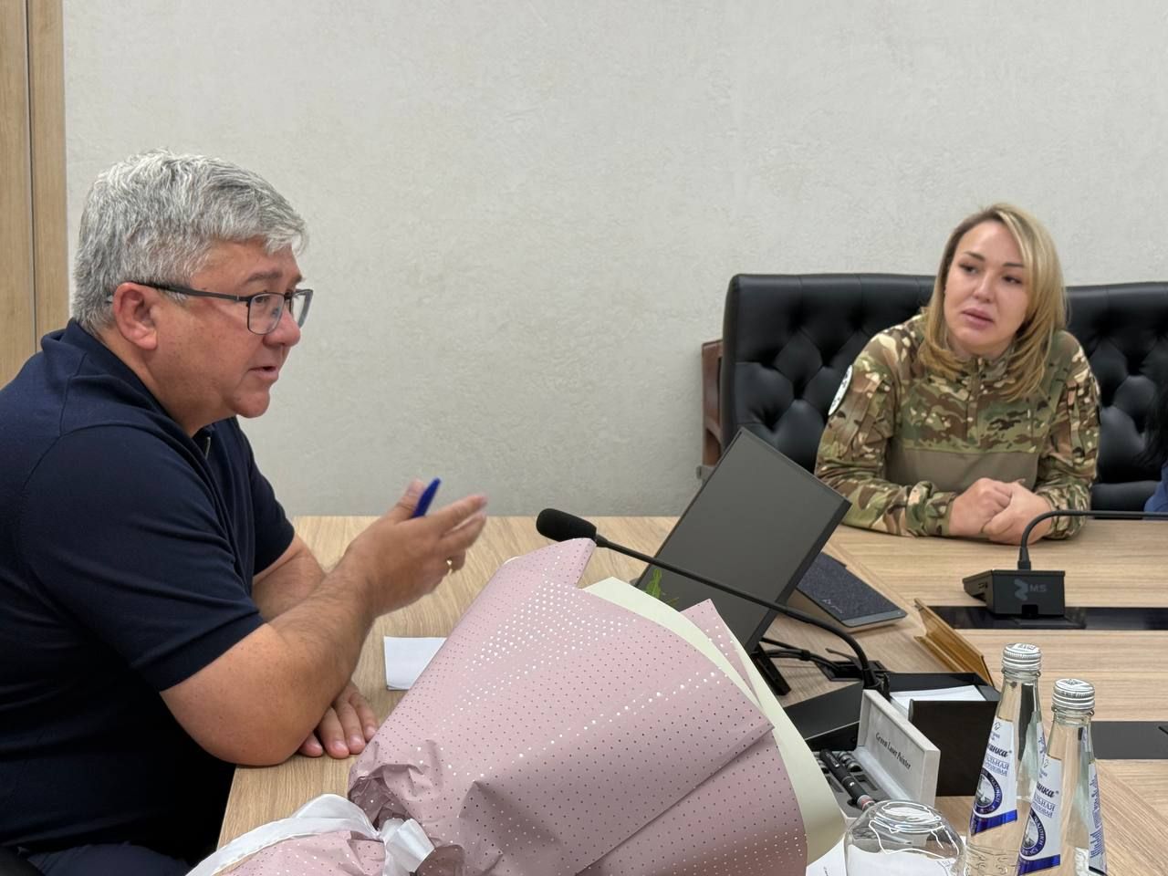 Михаил Афанасьев махсус хәрби операциядә катнашучы Еременко Вера Вениаминовна белән очрашты
