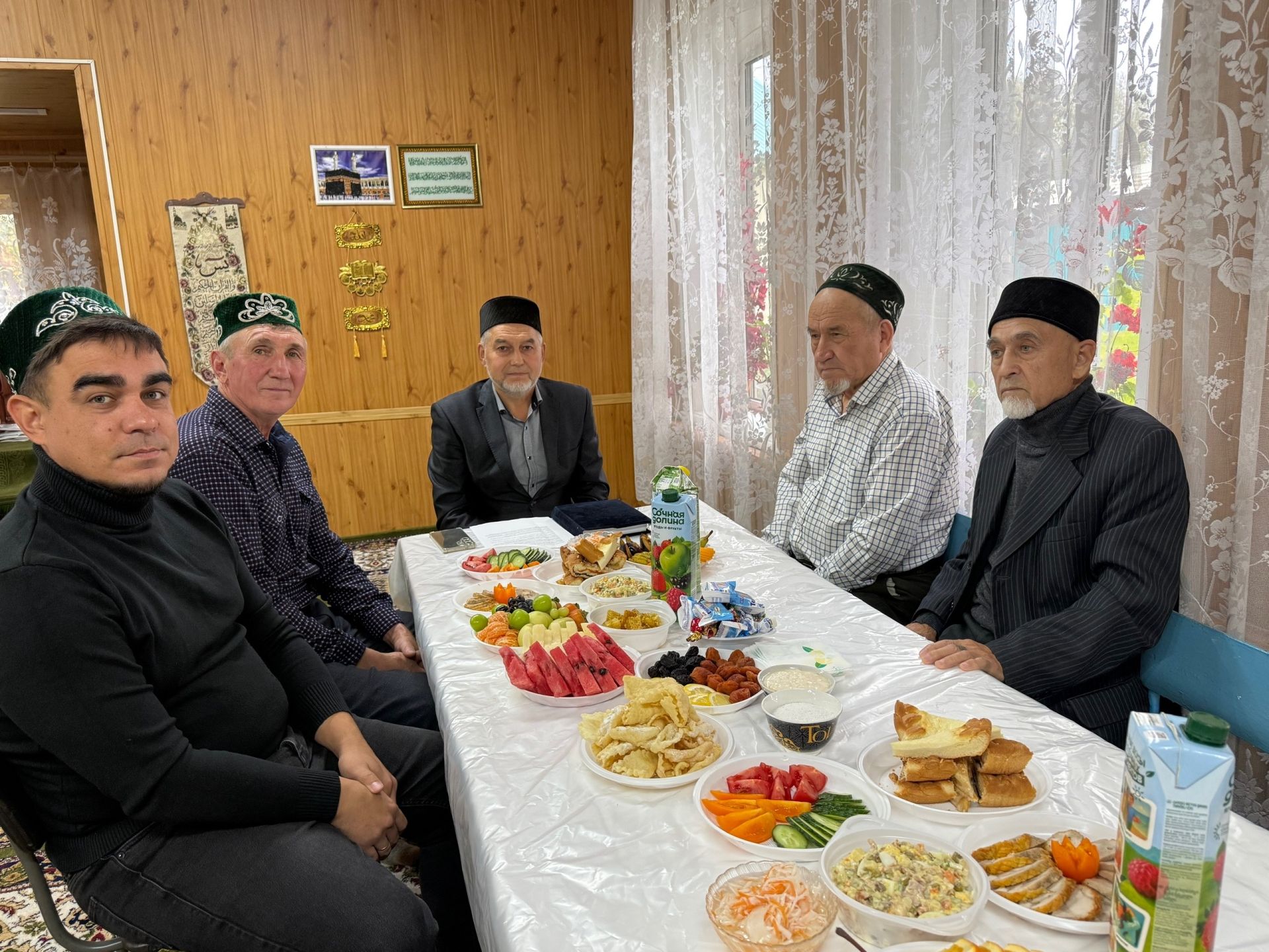 Күлбаш авылы мәчетендә Өлкәннәр көне