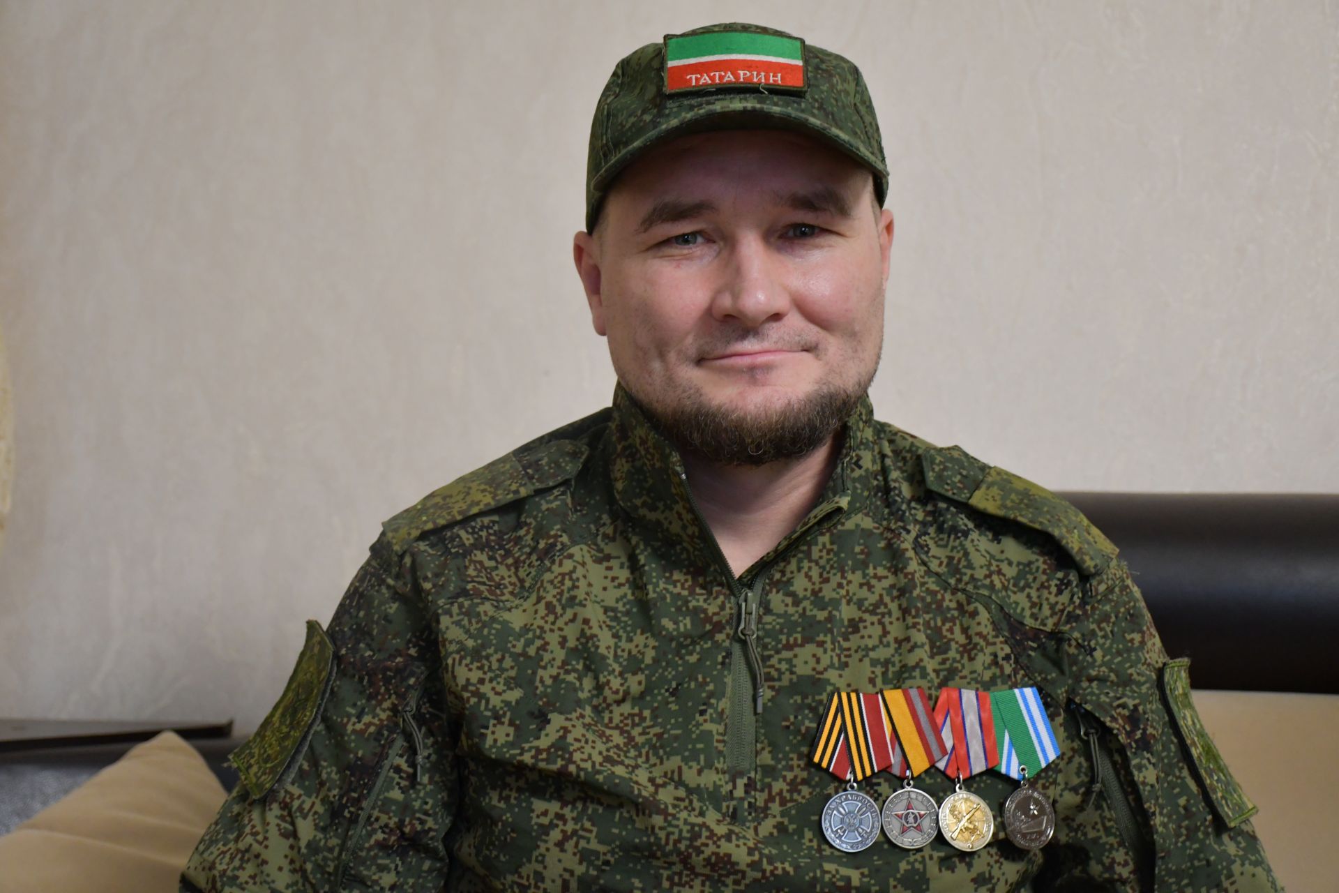 Яшел Үзән егете, МХОда катнашучы Руслан Сибгатуллин белән очрашу