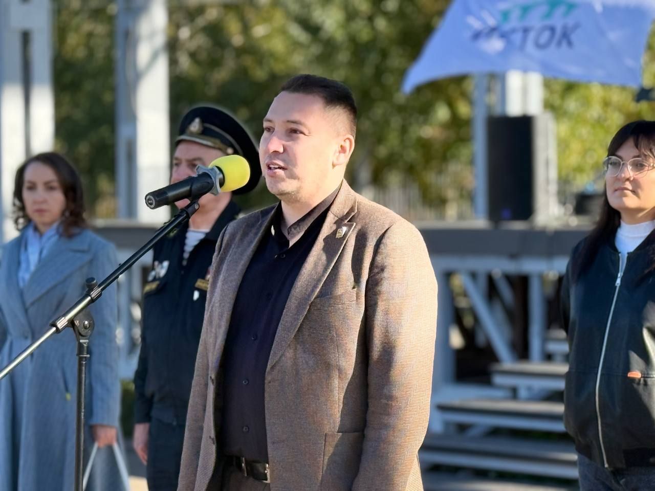 Яшел Үзәннең Авангард стадионында Хәрби хезмәткә чакыручылар көне