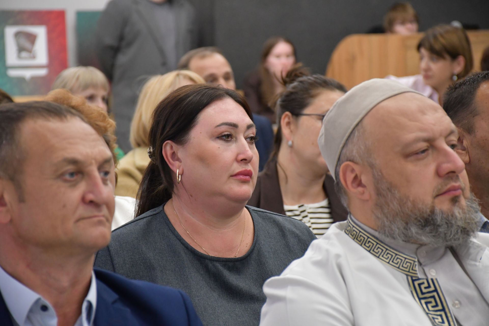 "Ядкәр" порталын шәҗәрәләрне саклау максатында үстерү мәсьәләсе буенча киңәшмә