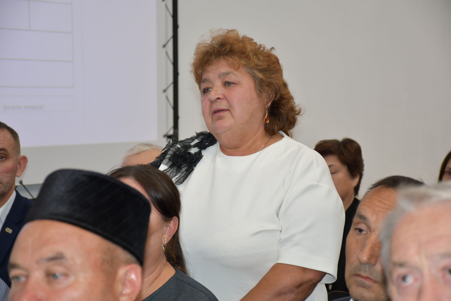 "Ядкәр" порталын шәҗәрәләрне саклау максатында үстерү мәсьәләсе буенча киңәшмә