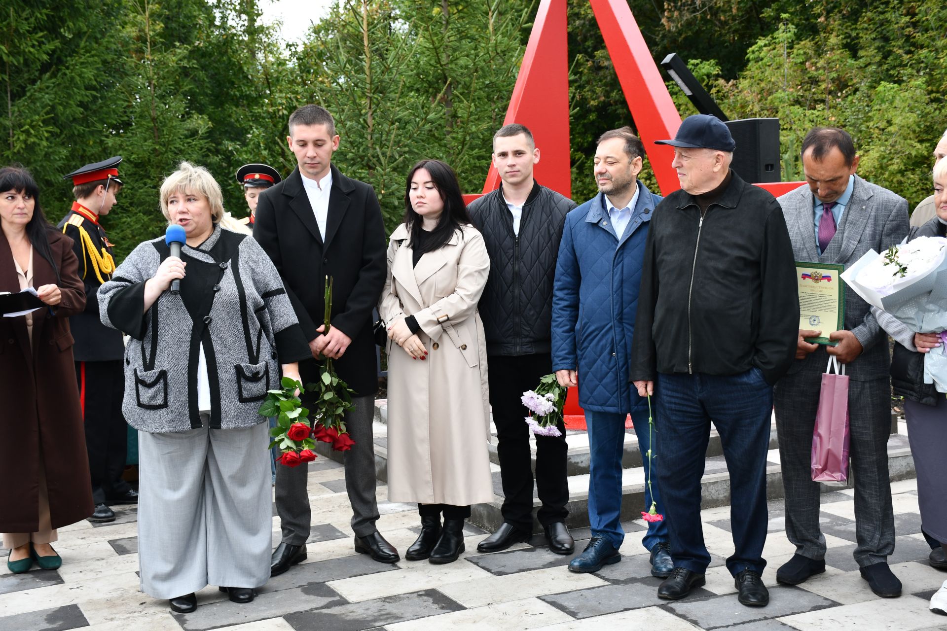 Рус Әҗәле авылында яңа мемориаль зона ачылышы