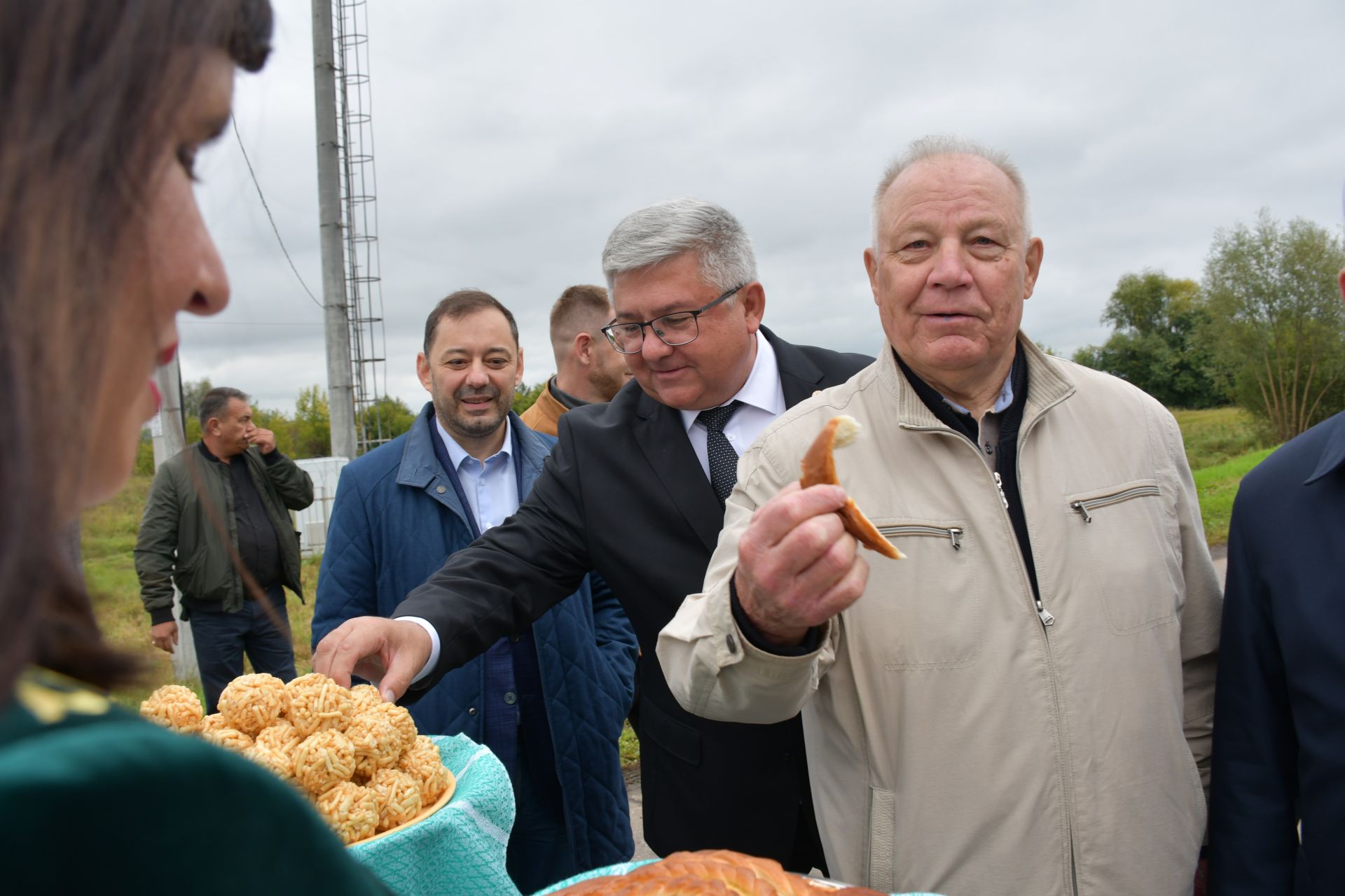 Рус Әҗәле авылында яңа мемориаль зона ачылышы