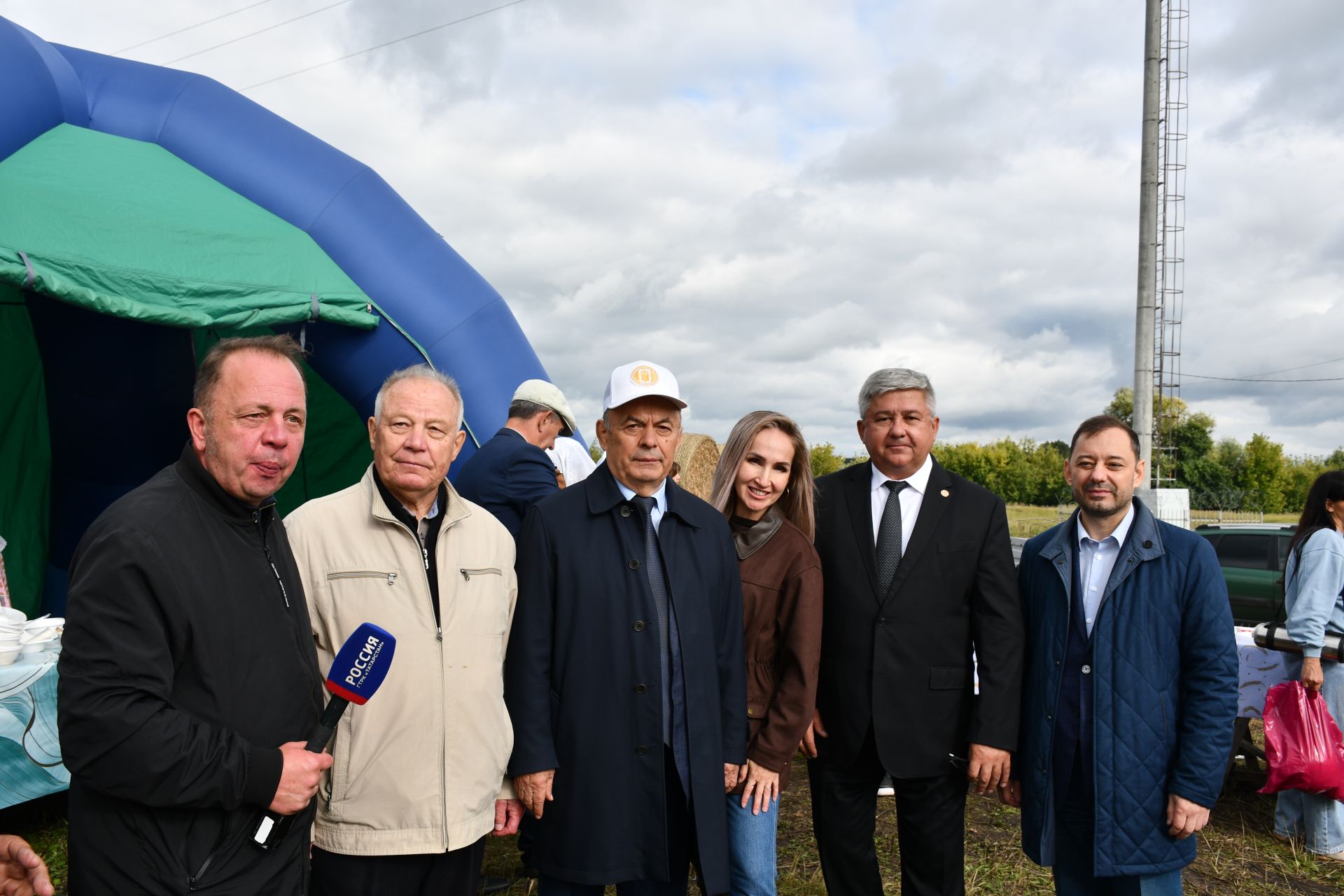 Рус Әҗәле авылында яңа мемориаль зона ачылышы