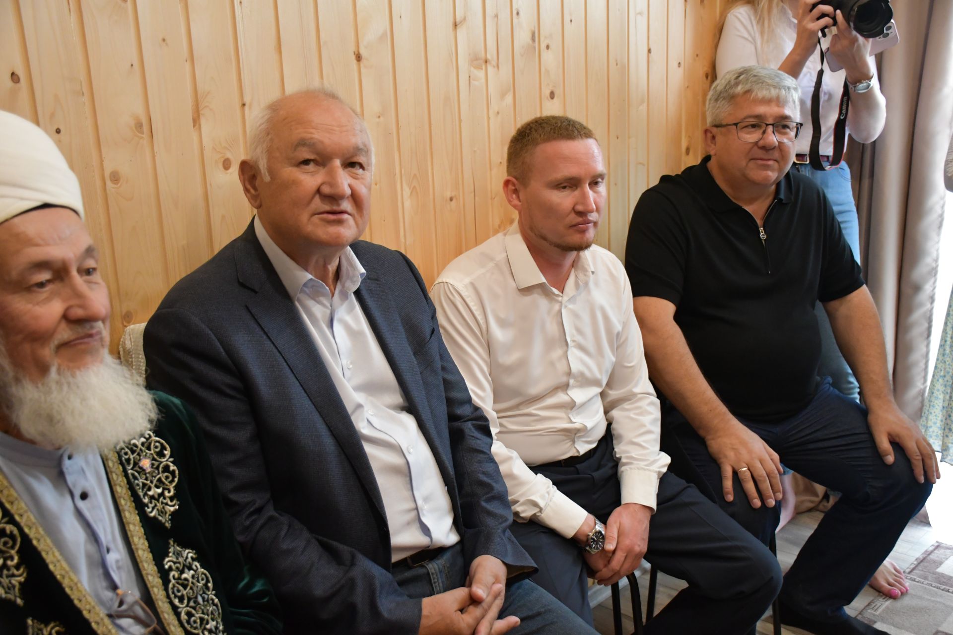 «Теплое место» бистәсендә бүген игелеккә нигез салынган көн