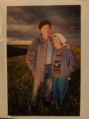 Яшел Үзәндә яшәүче Раушания Абдулла кызы һәм Рөстәм Шәйди улы Галимҗановлар алтын туйларын билгеләп үтә