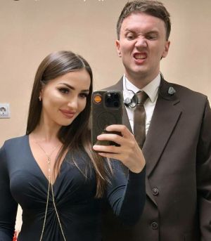 Ильмира Нәгыймова: «Марат туй костюмын күрсәтергә чакырды»