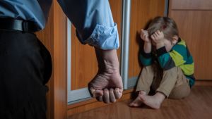 Ответственность за жестокое обращение с детьми