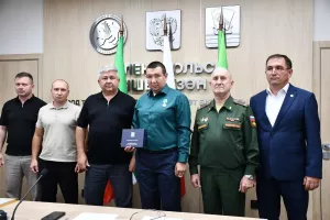 Михаил Афанасьев МХОда катнашучы якташыбыз Илнар Сабиров белән очрашты