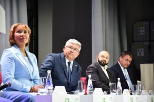 Яшел Үзәндә «Иң мөһиме — кешеләр» кадрлар клубының чираттагы утырышы узды