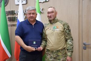 «Өйдә аны әтиләре дип көтәләр, ә алгы сызыкта – Хәмит…»