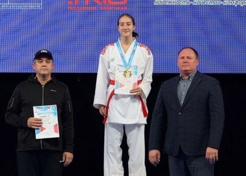 Яшел Үзән спортчысы – каратэ буенча Бөтенроссия ярышларында җиңүче