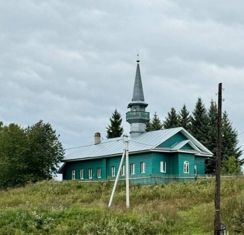 Берничә бөртек кешенең туган җирләрен саклап, авырлыкларга бирешми яшәүләре сокландыра!