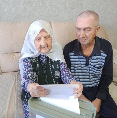 Күгәйдә гомер кичерүче 101 яшьлек Хәмитова Хәдичә апа да тавыш бирде