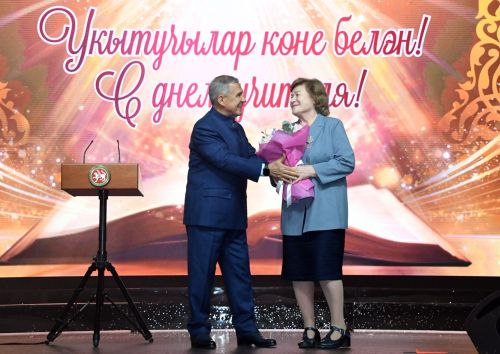 Яшел Үзән укытучысы «Фидакарь хезмәт өчен» медаленә ия булды
