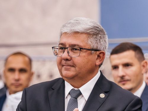 «Михаил Афанасьевның игелеге өчен күңелемдәге рәхмәтле хисләремне җиткерәсем килә»