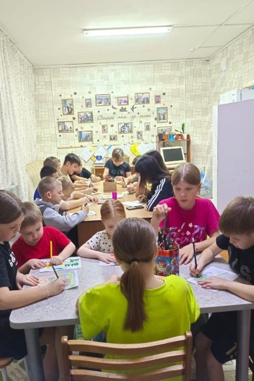 Игелекле йортта тәрбияләнүчеләр МХОда катнашучыларга хатлар язды