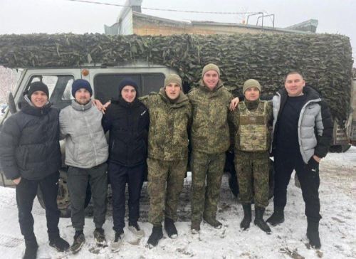 Бакырчы авылы егетләре - МХО сугышчылары элемтәгә чыкты