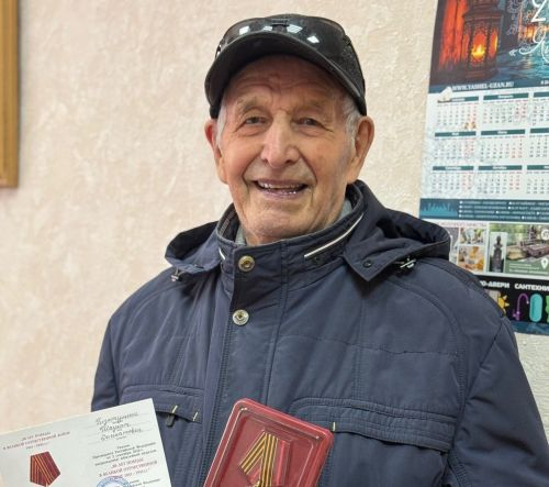 «Җегет» бабакаебыз Шәүкәт абый Гыйззәтуллин Бөек Җиңүнең 80 елы уңаеннан юбилей медале белән бүләкләнде