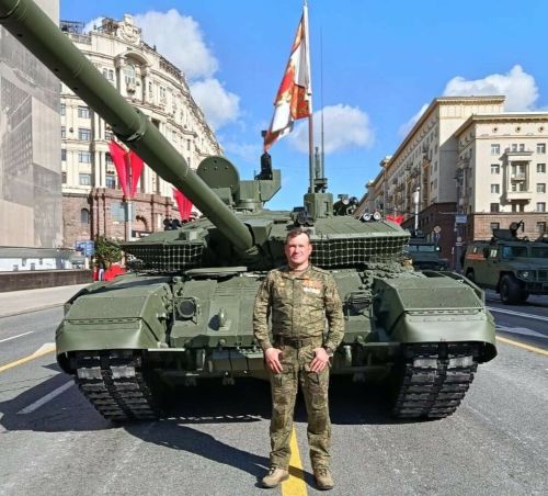 Сарман егете Нәфис Нуриәхмәтов Мәскәүдә парадта җитәкчелек иткән: «Күңелдә горурлык!»
