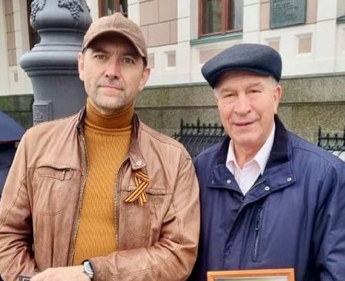 Фәнис Җиһанша: «Тезенә снаряд эләккән бабам немецлар артыннан чапкан»