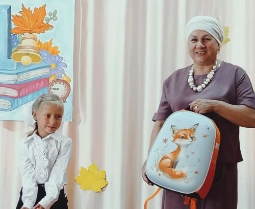Депутат Күгәй авылы укучысын шатландырган