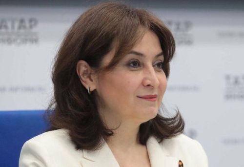 Ләйлә Фазлыева Татарстан педагогларын Укытучылар көне белән котлады