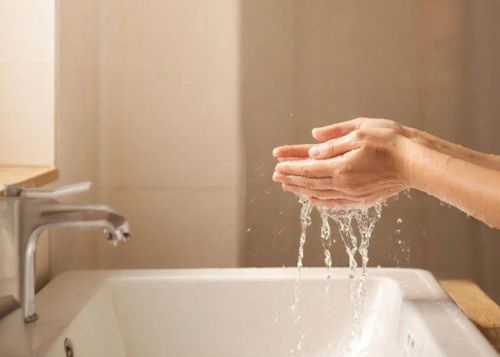 Тәһарәт алганда су йотсаң, ураза бозыламы?